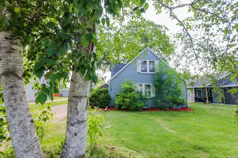119 N Broadway, New York Mills, MN 56567