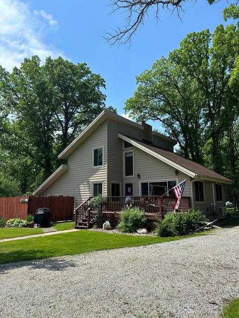 2283 Oak Harbor Dr NW, Baudette, MN 56623