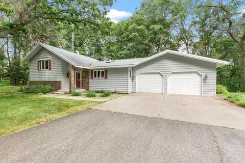 10798 Angelina Dr, Little Falls, MN 56345