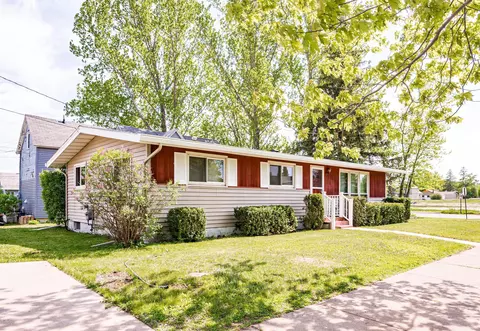 1801 E 8th St, Superior, WI 54880