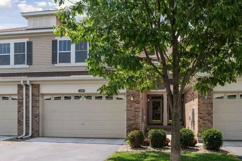 1809 Freedom Ln, Chanhassen, MN 55317