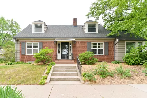 680 Cherokee Ave, Saint Paul, MN 55107
