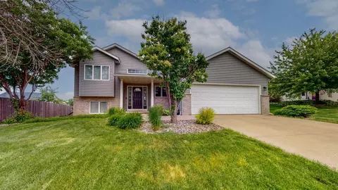 4412 Manor Brook Dr NW, Rochester, MN 55901