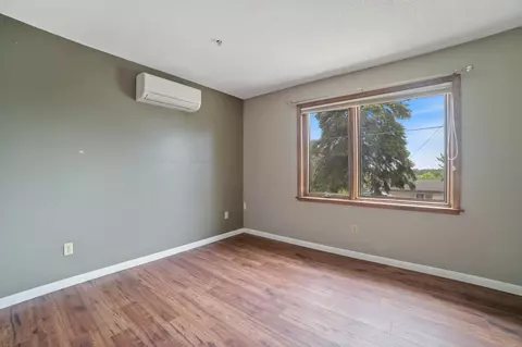 135 Lyons St, Duluth, MN 55811 photo 21