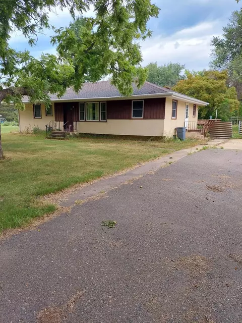 2053 229th Ave NE, Bethel, MN 55005