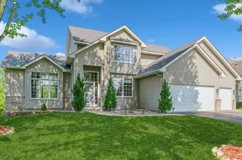 4583 Hummingbird Trl NE, Prior Lake, MN 55372