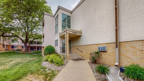 1931 Viking Dr NW #13, Rochester, MN 55901