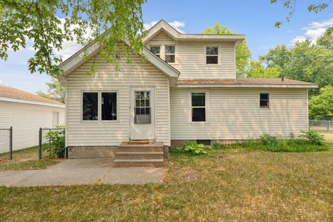 9216 Ryan Pl, Lexington, MN 55014