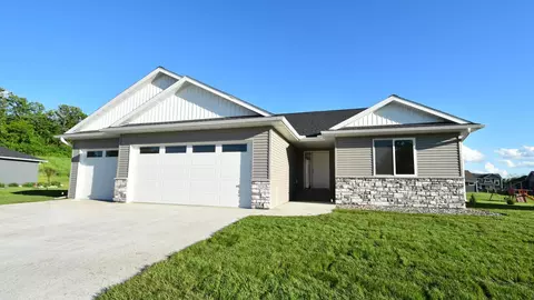 323 Limestone Rd, Cannon Falls, MN 55009