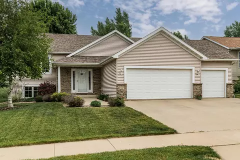 5223 Florence Dr NW, Rochester, MN 55901