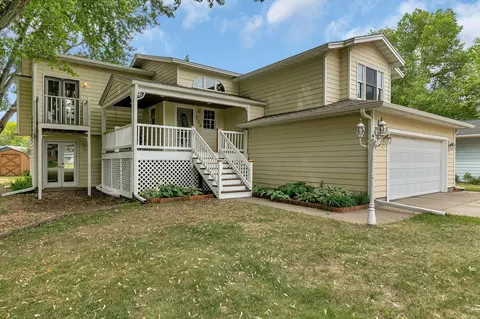 336 9 12 St N, Sauk Rapids, MN 56379
