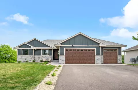 1208 Windrush Rd, Buffalo, MN 55313