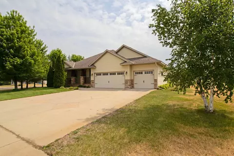971 Waters Edge Cir, Avon, MN 56310 photo 8