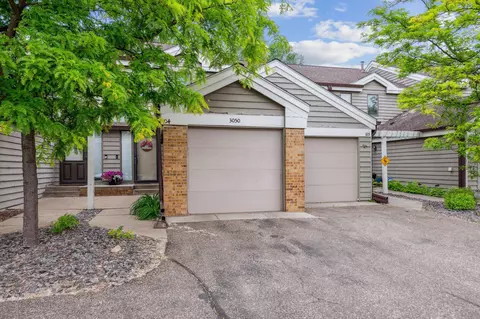 3050 Shields Dr #104, Eagan, MN 55121