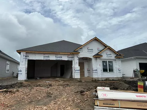 2064 Oakpointe Dr, Waconia, MN 55387