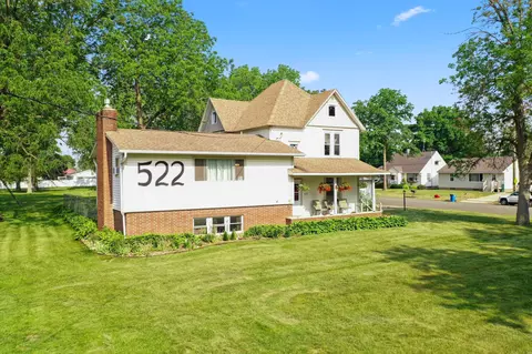 522 Center Ave N, Blooming Prairie, MN 55917