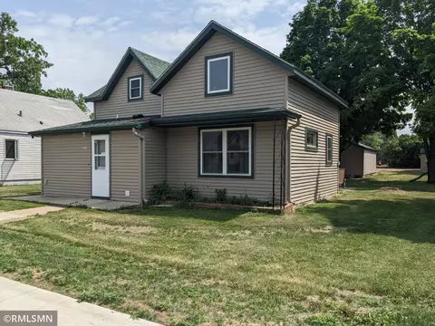 309 2nd Ave SW, Long Prairie, MN 56347