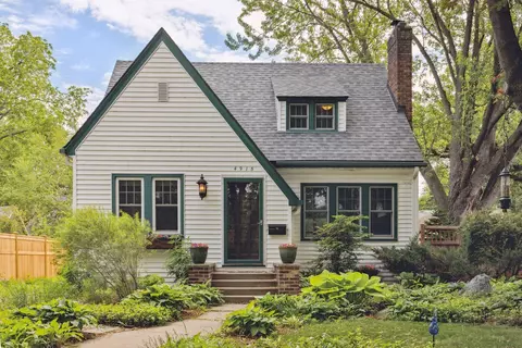 4915 37th Ave S, Minneapolis, MN 55417
