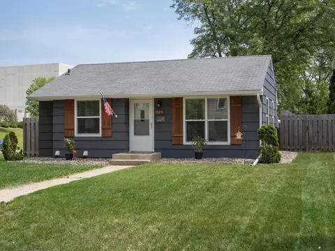 501 6th Ave S, Hopkins, MN 55343