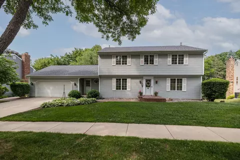 2524 Northridge Ln NE, Rochester, MN 55906