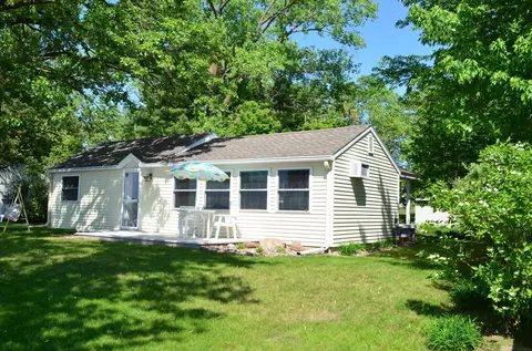7215 Newcomb Ave NW, Annandale, MN 55302