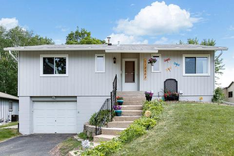 112503 Washington Ln, Chaska, MN 55318
