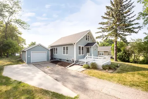 604 W 1st Ave, Osakis, MN 56360