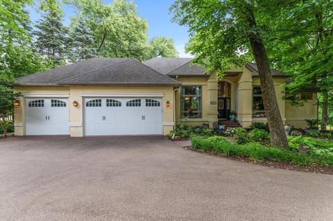 4290 Windwood Way, Minnetonka, MN 55345
