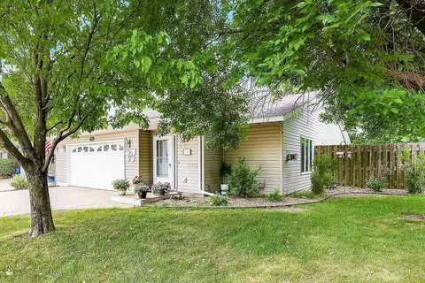 618 4th St NW, Montgomery, MN 56069