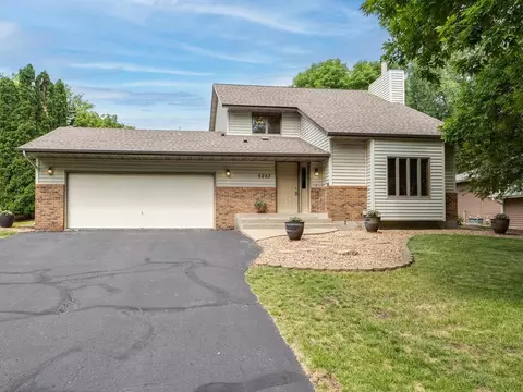 6263 Magnolia Ln N, Maple Grove, MN 55369