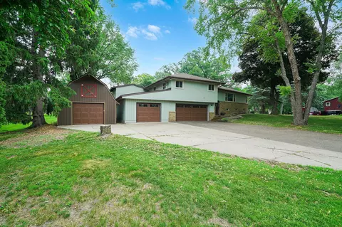 4120 Trenton Ln N, Plymouth, MN 55441
