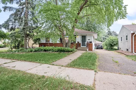 1022 Tuscarora Ave, Saint Paul, MN 55102