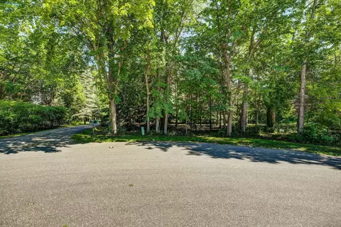9250 Arnold Ave # X, Inver Grove Heights, MN 55077