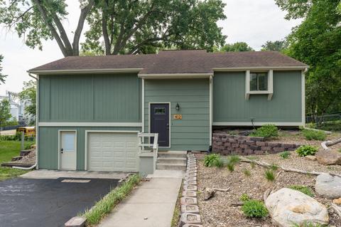 412 Nichols Ct, Saint Peter, MN 56082