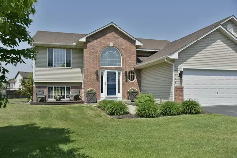 13745 Wellstead Dr, Rogers, MN 55374