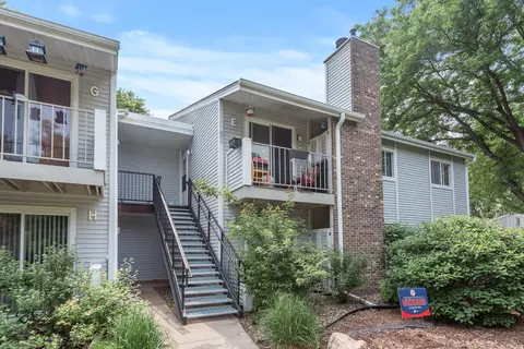 2272 Benson Ave #E, Saint Paul, MN 55116