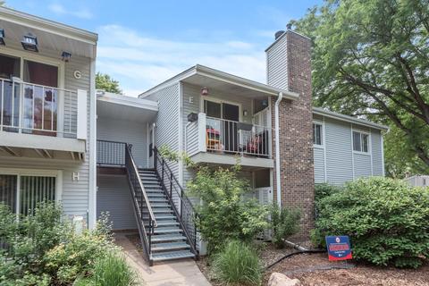 2272 Benson Ave #E, Saint Paul, MN 55116