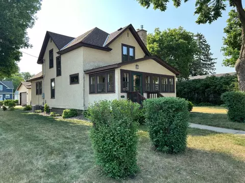 156 6th Ave N, Waite Park, MN 56387