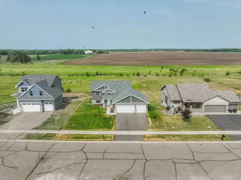 503 Elm St N, Kimball, MN 55353