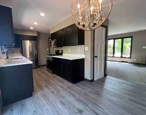 6285 Highway 10 S, Saint Cloud, MN 56304
