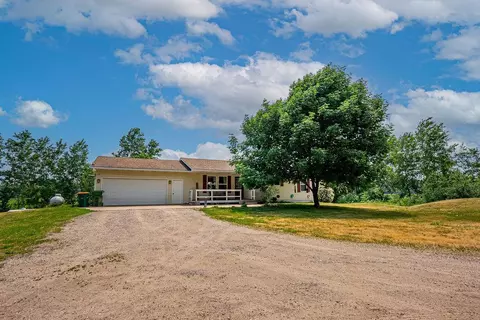 43071 Amery Ave, Harris, MN 55032