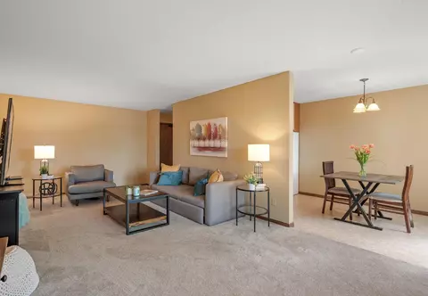 4101 Parklawn Ave #302, Edina, MN 55435