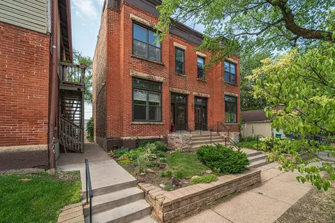 707 W 25th St #707A, Minneapolis, MN 55405