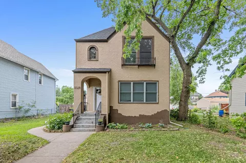 3328 Cedar Ave S, Minneapolis, MN 55407