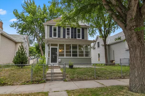 707 Blair Ave, Saint Paul, MN 55104