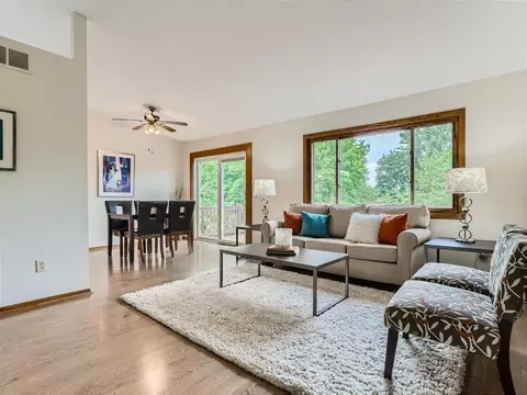 4256 W 131st St, Savage, MN 55378