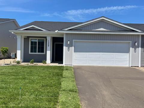 1309 Rose St, New Richmond, WI 54017