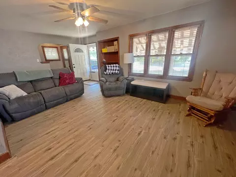 602 12th Ave SW, Austin, MN 55912 photo 2