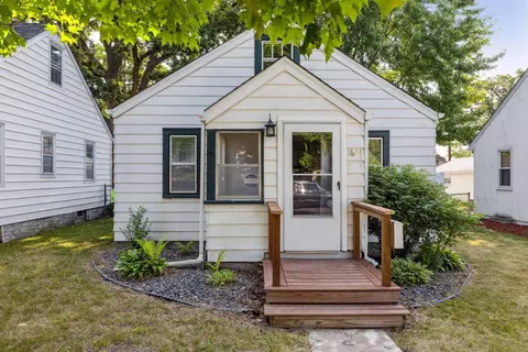 1644 Maywood St, Saint Paul, MN 55117
