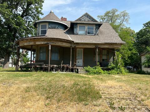 800 2nd Ave S, Northwood, IA 50459